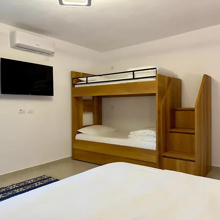 Mimani Stone House 3* Roshnik