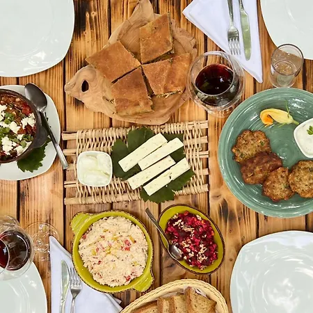 Mimani Stone House 3*