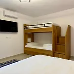 Mimani Stone House 3* Roshnik