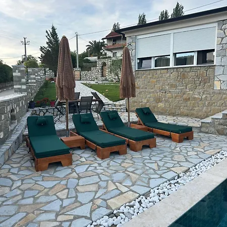 Mimani Stone House 4* Roshnik