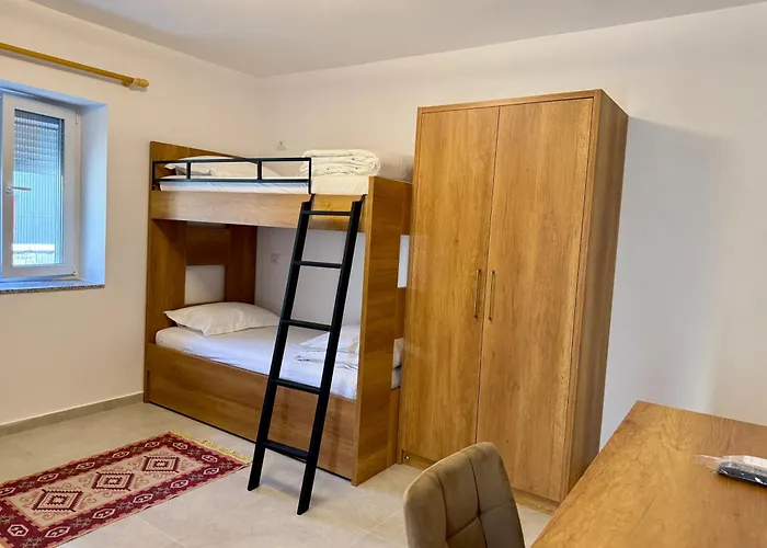 Гостевой дом Mimani Stone House Roshnik